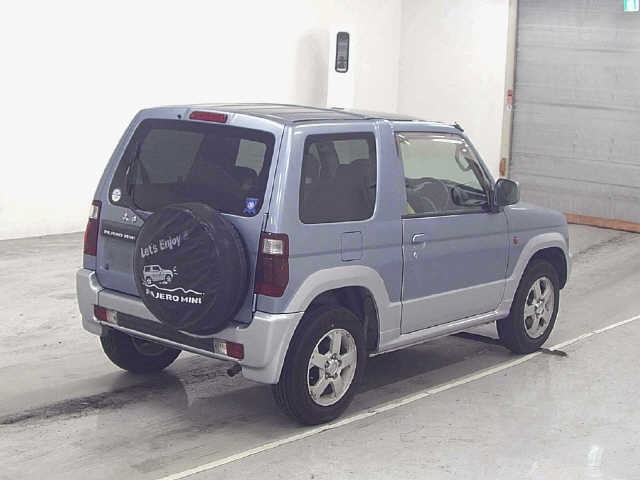 MITSUBISHI PAJERO MINI