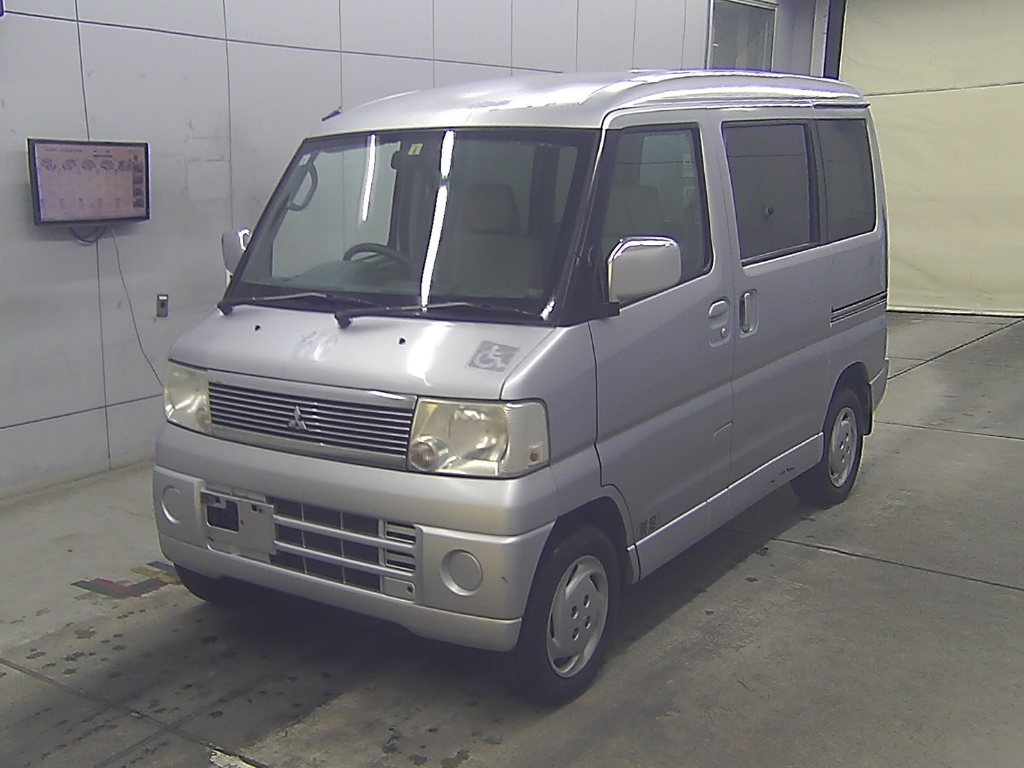 MITSUBISHI TOWN BOX
