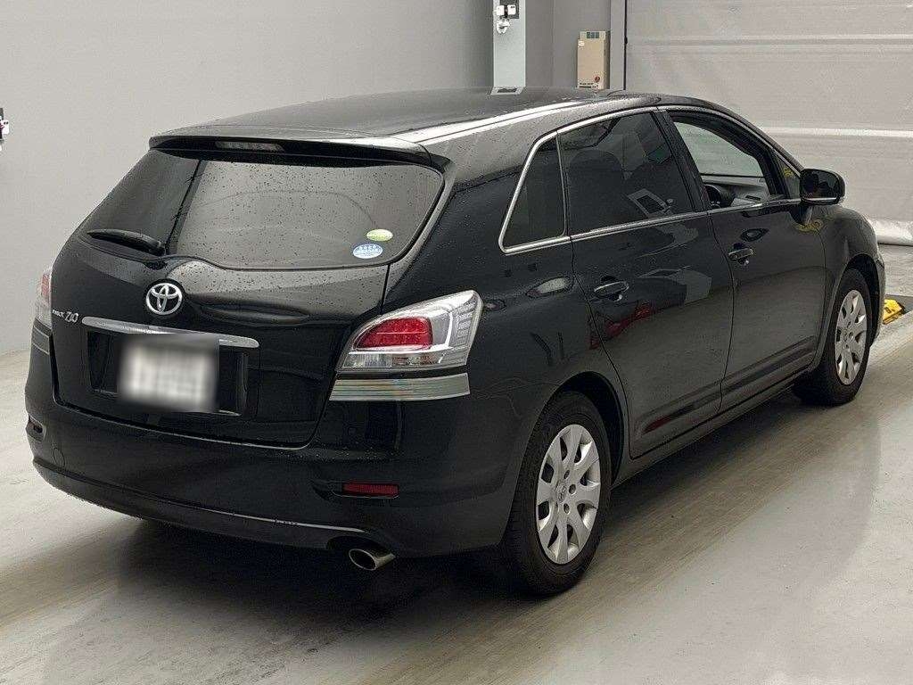 TOYOTA MARK X ZIO