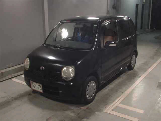 DAIHATSU MOVE LATTE