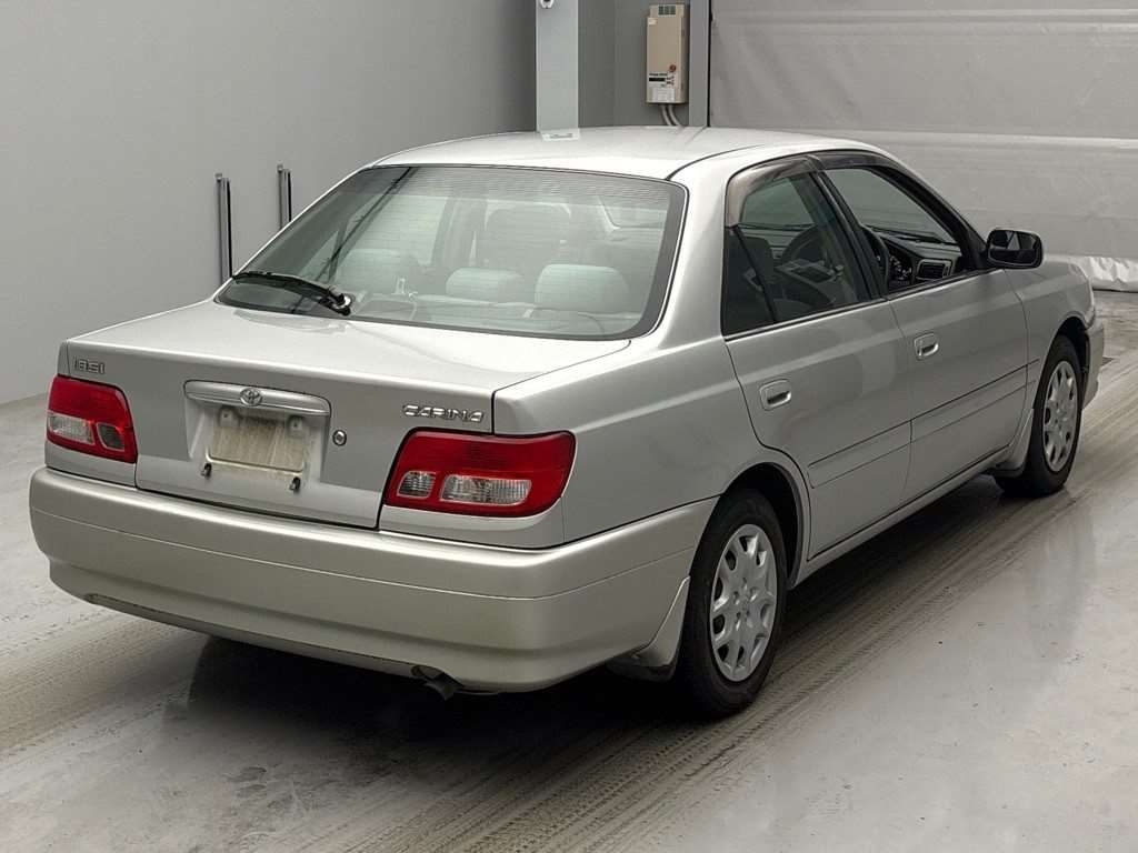 TOYOTA CARINA