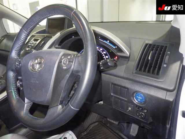 TOYOTA SAI