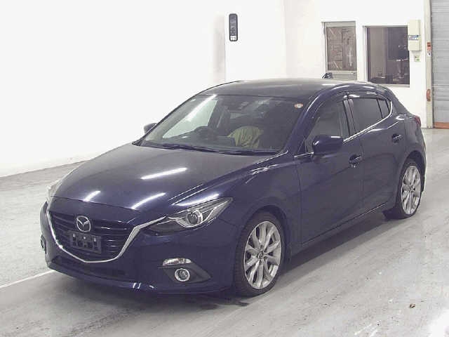MAZDA AXELA