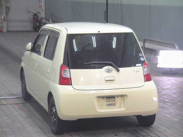 DAIHATSU ESSE