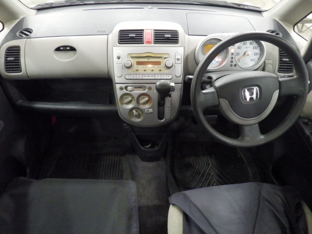 HONDA LIFE