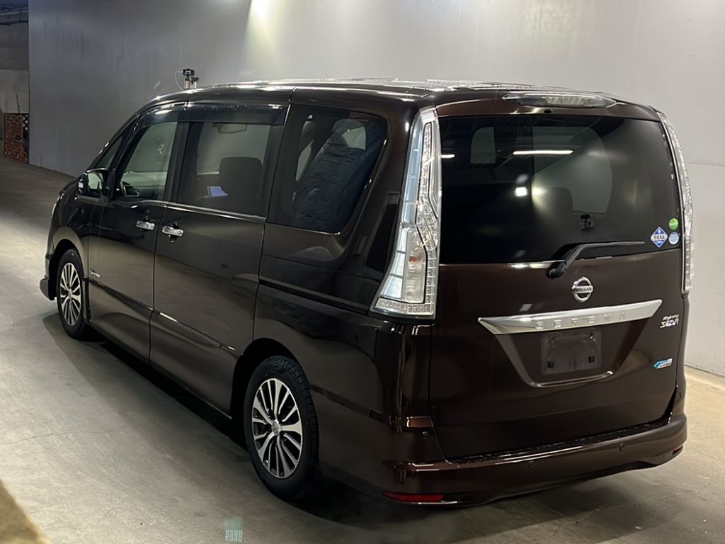 NISSAN SERENA