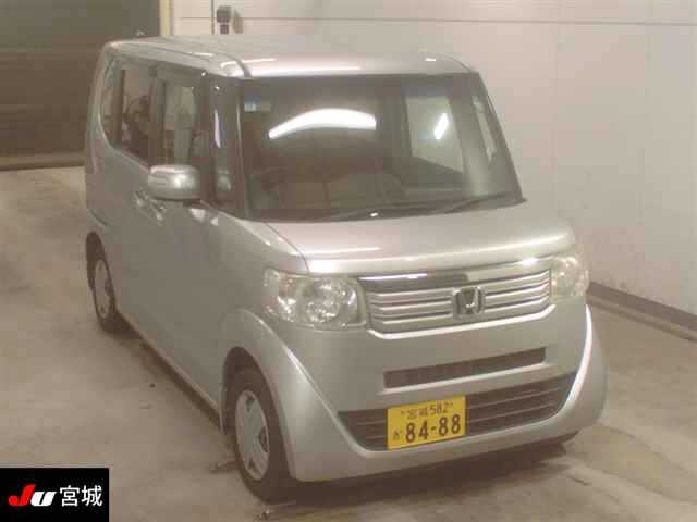 HONDA N-BOX