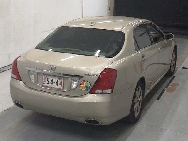 TOYOTA CROWN MAJESTA