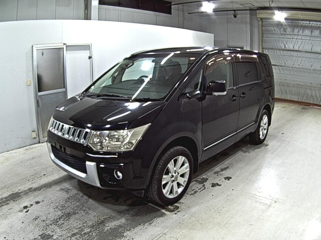 MITSUBISHI DELICA D:5