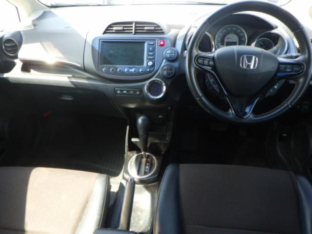 HONDA FIT SHUTTLE