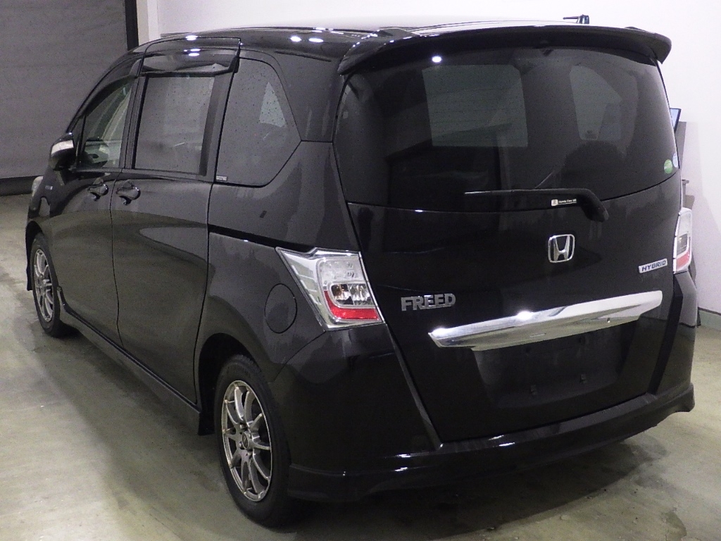 HONDA FREED