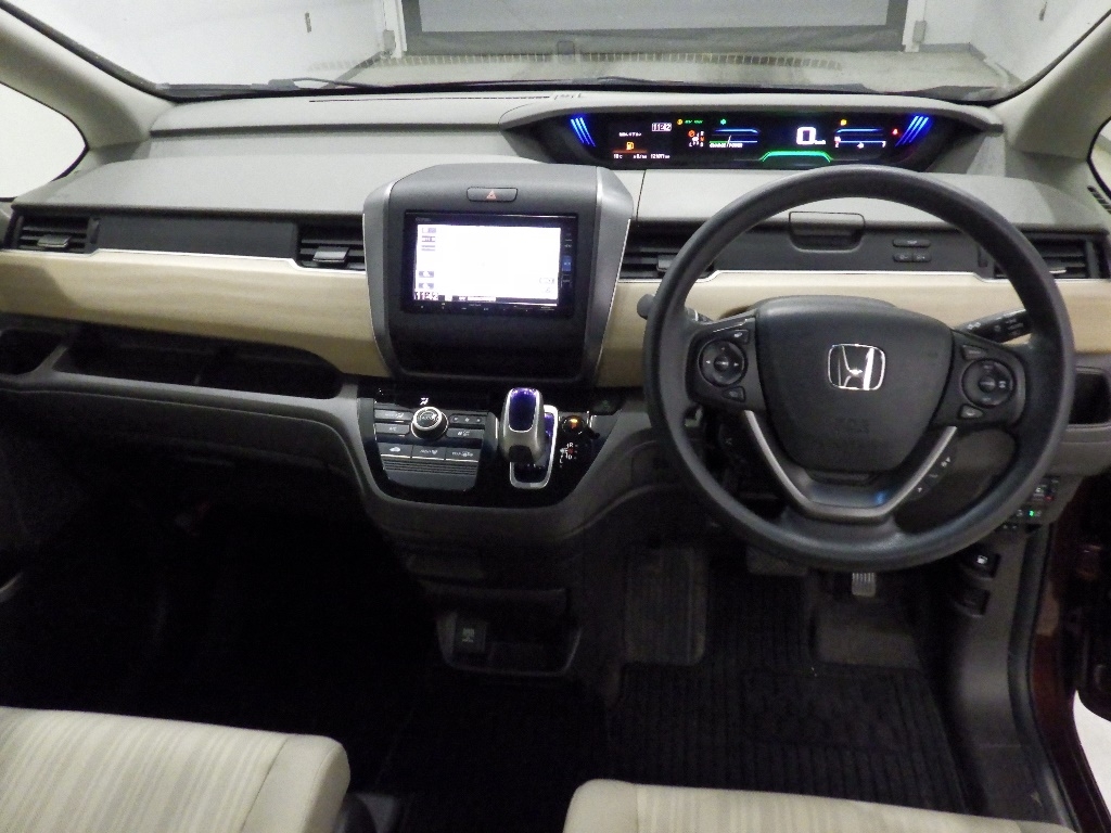 HONDA FREED