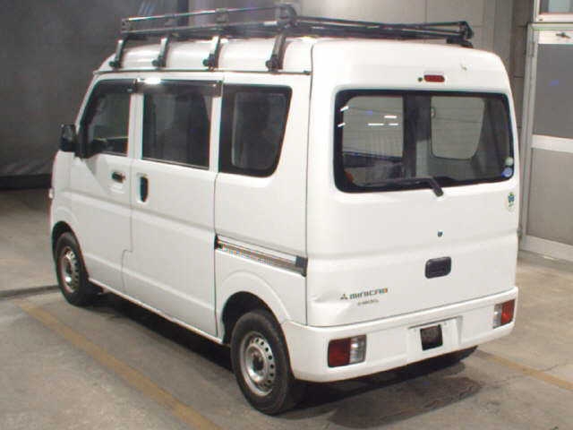 MITSUBISHI MINICAB
