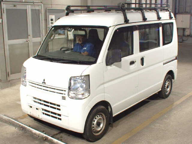 MITSUBISHI MINICAB