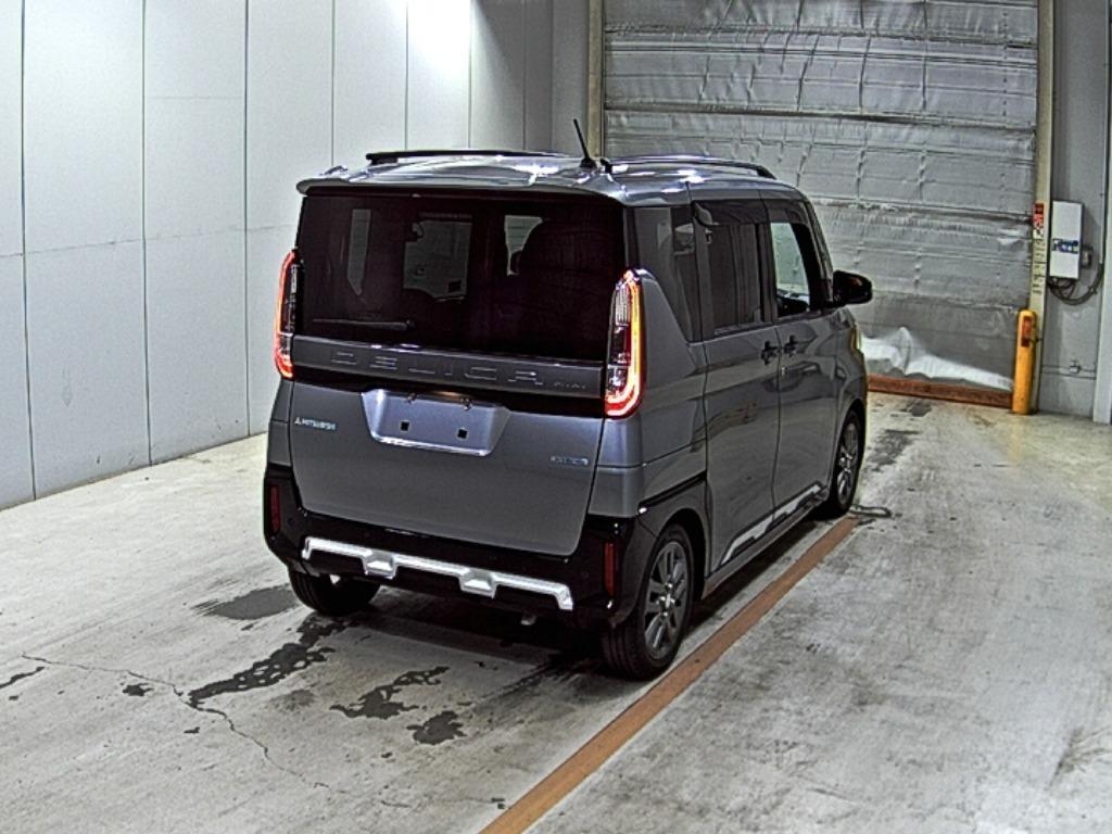 MITSUBISHI DELICA MINI
