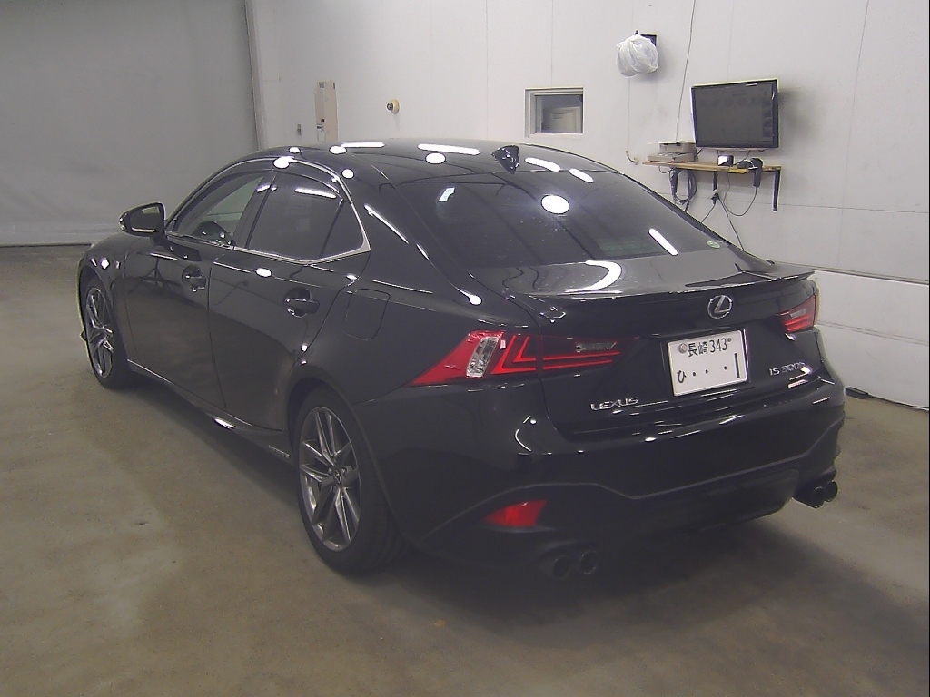LEXUS IS300H