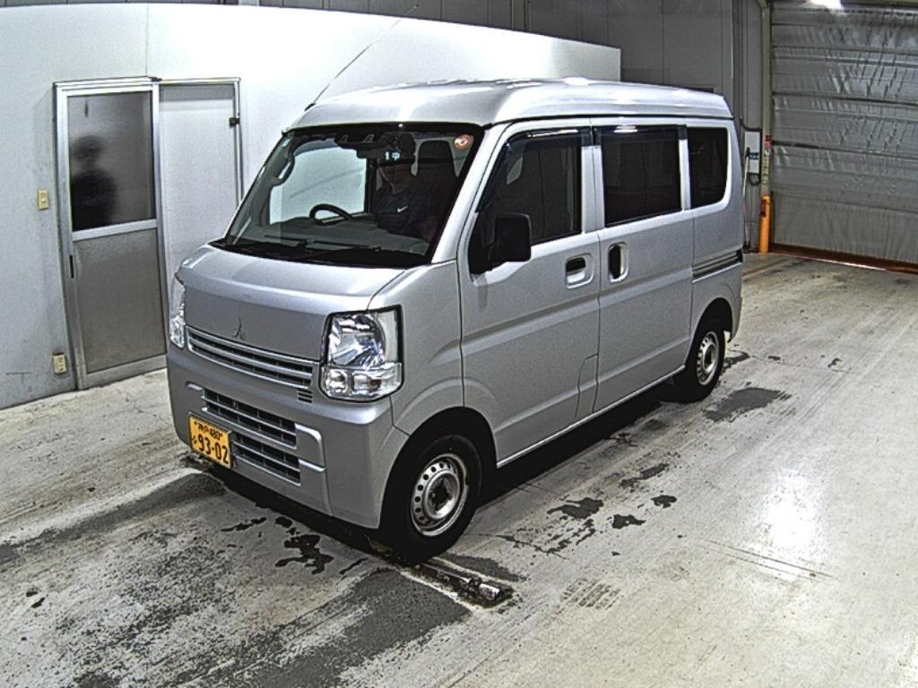 MITSUBISHI MINICAB
