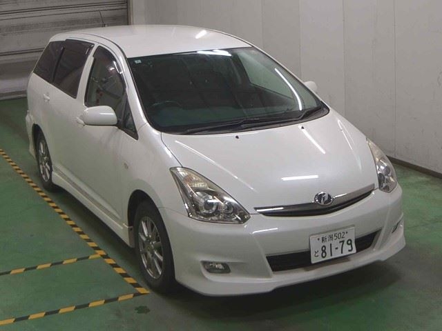 TOYOTA WISH