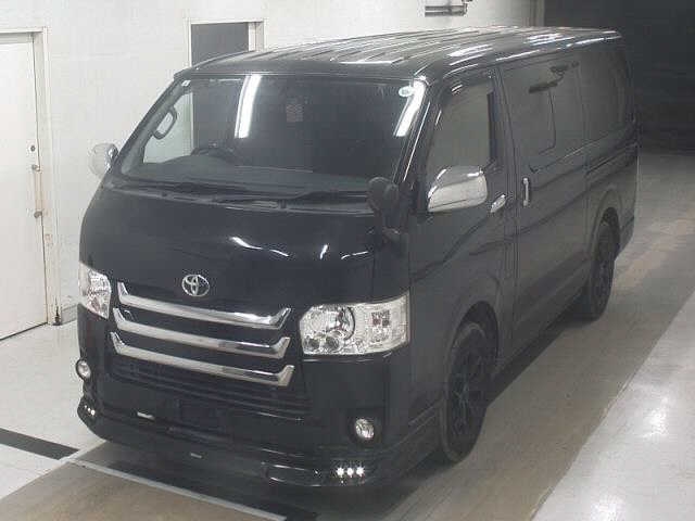 TOYOTA REGIUS ACE