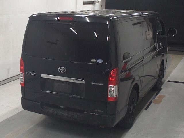 TOYOTA REGIUS ACE