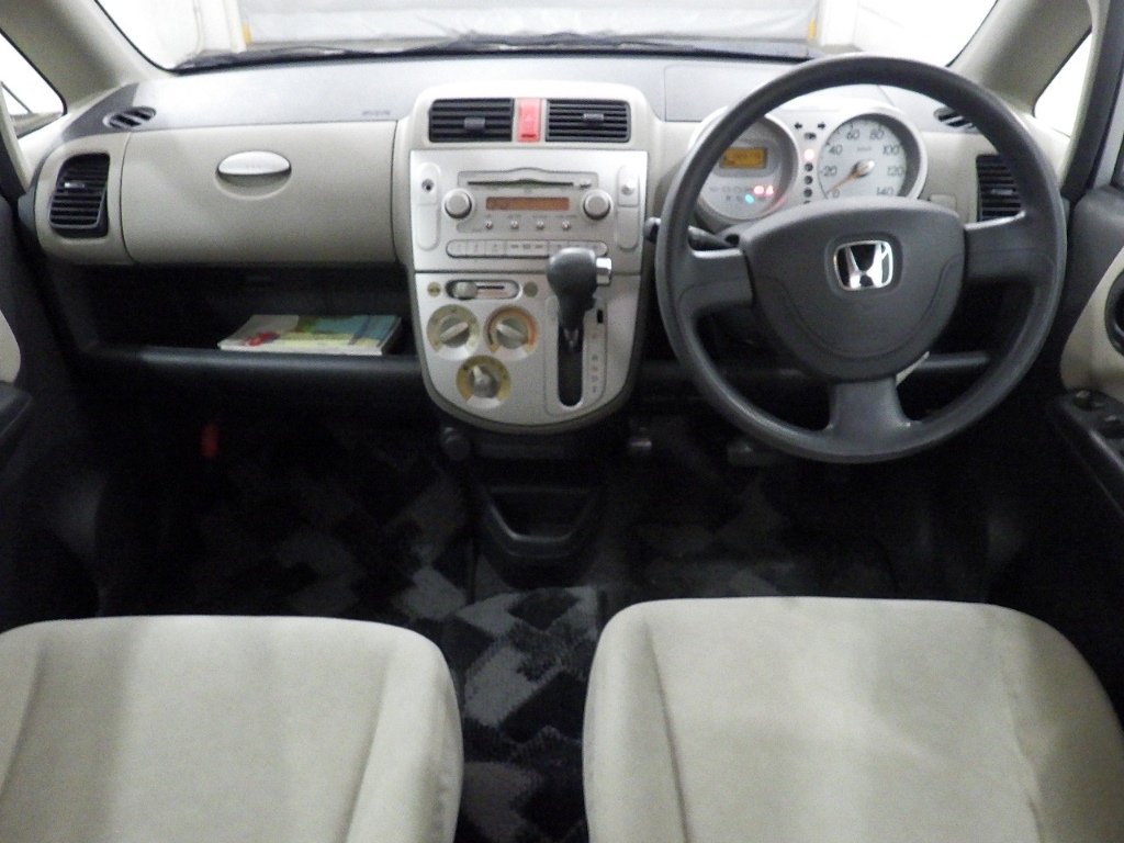 HONDA LIFE