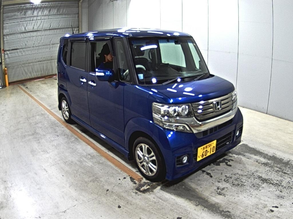 HONDA N-BOX