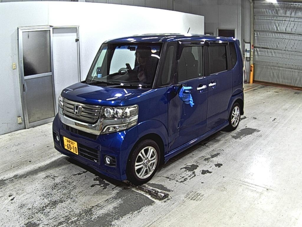 HONDA N-BOX