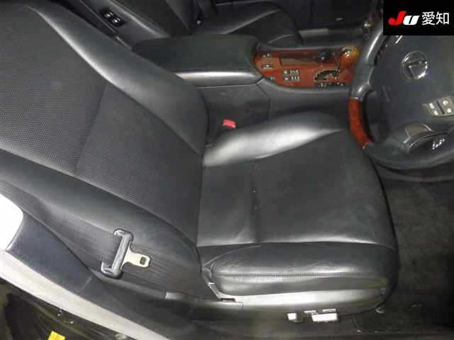 LEXUS LS600H