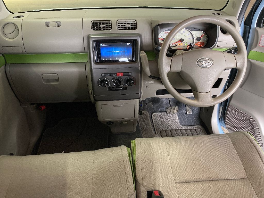 DAIHATSU MOVE CONTE