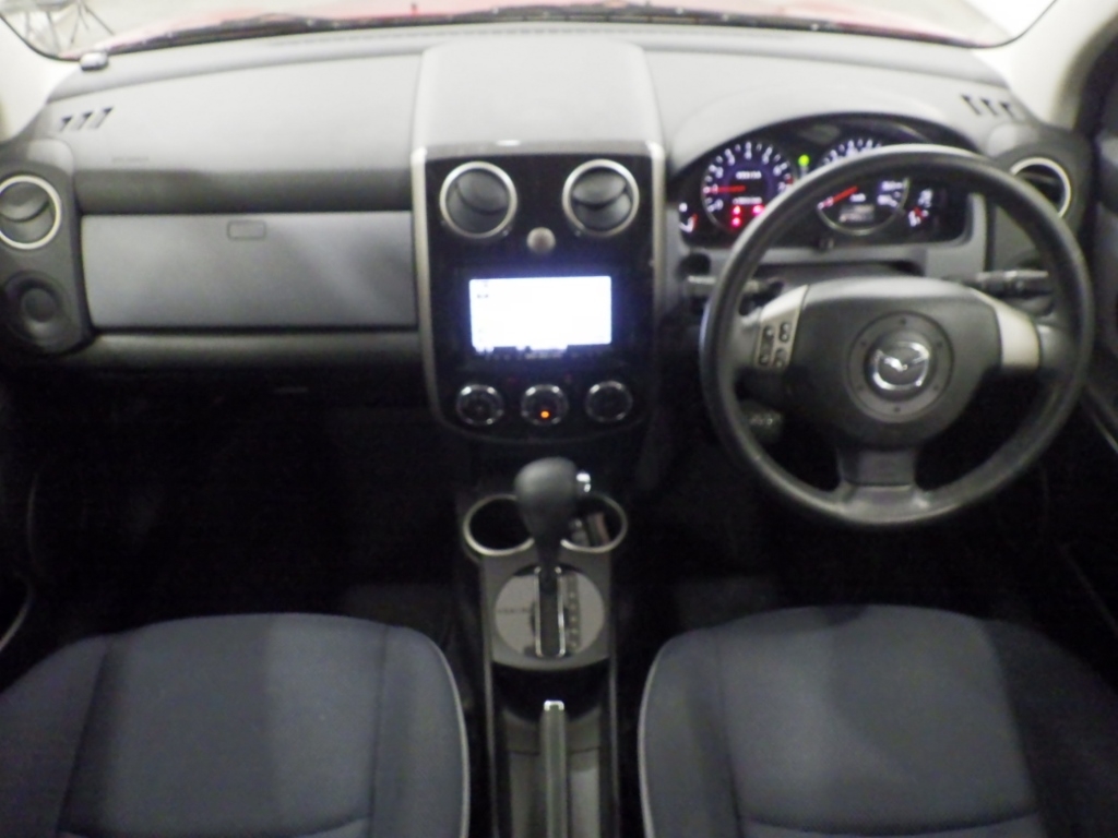 MAZDA VERISA