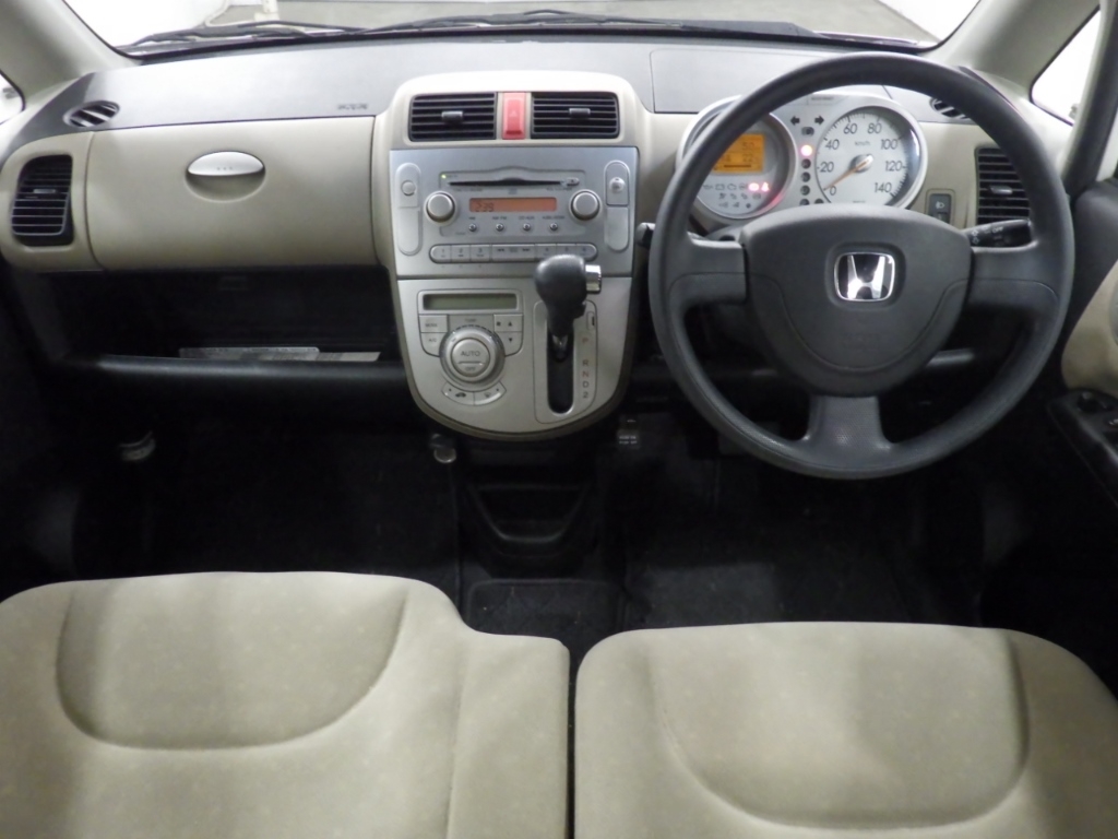 HONDA LIFE