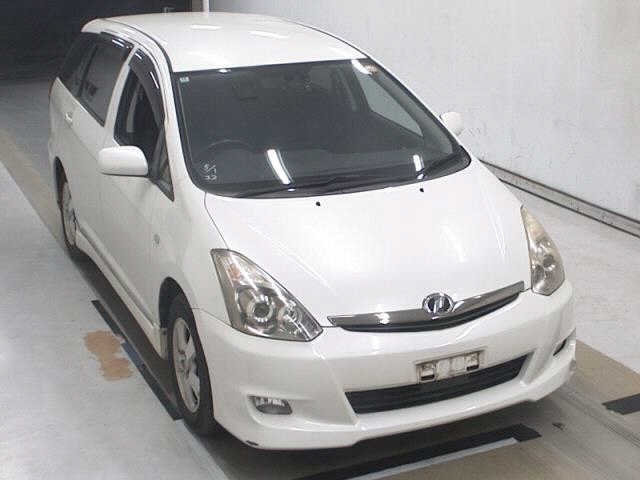TOYOTA WISH