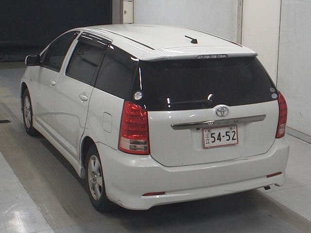 TOYOTA WISH
