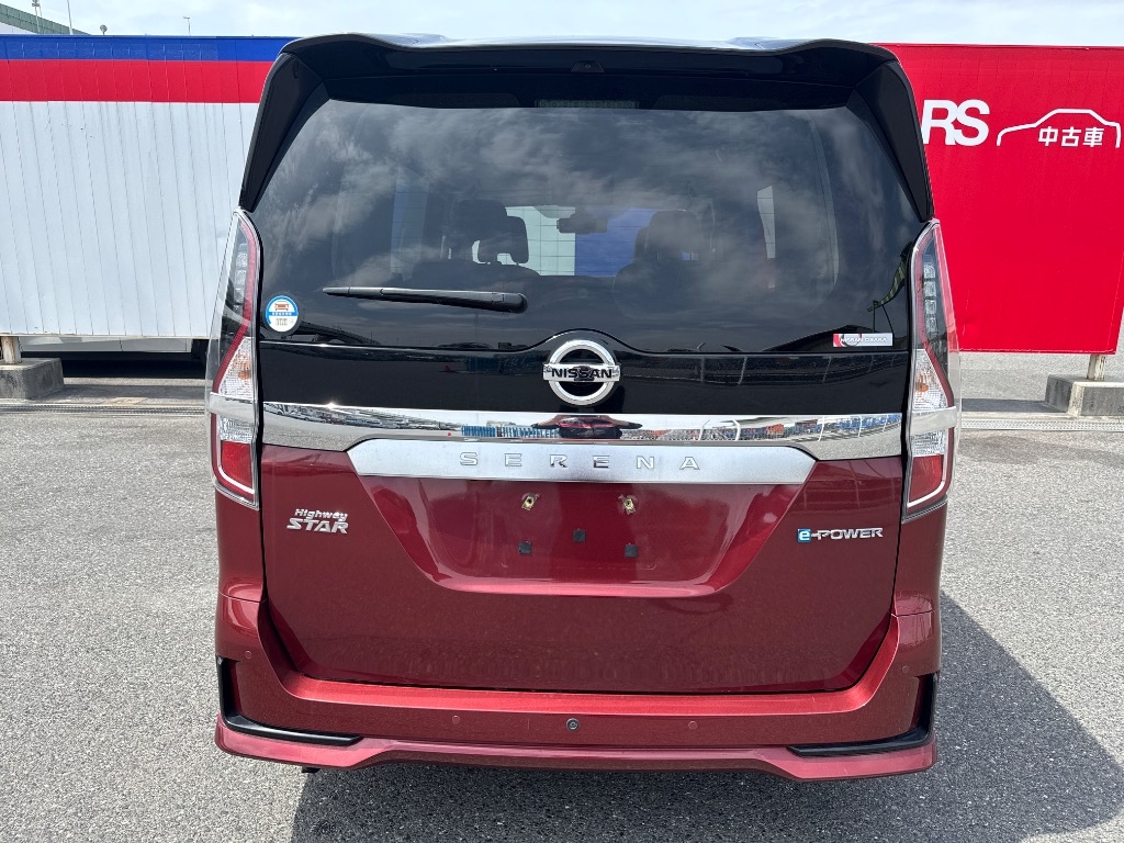 NISSAN SERENA