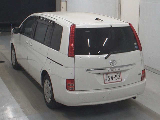 TOYOTA ISIS