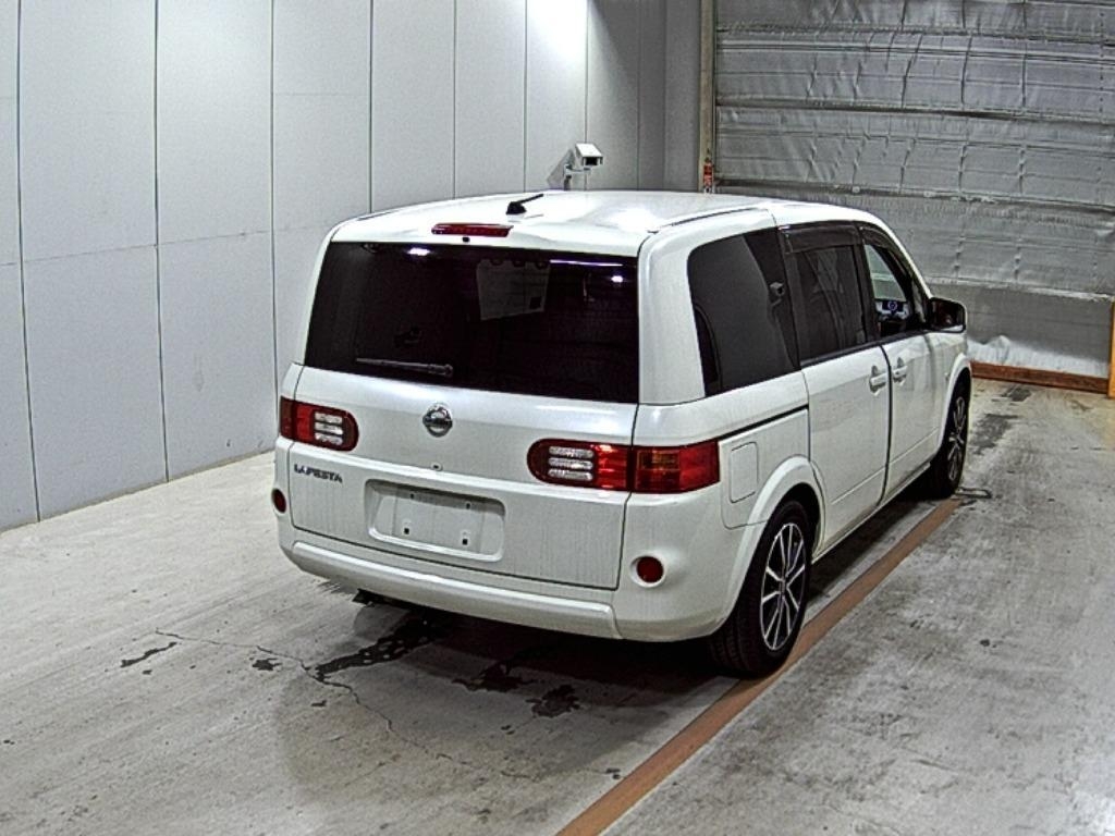 NISSAN LAFESTA