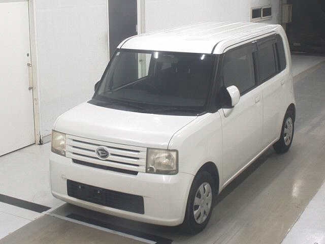 DAIHATSU MOVE CONTE