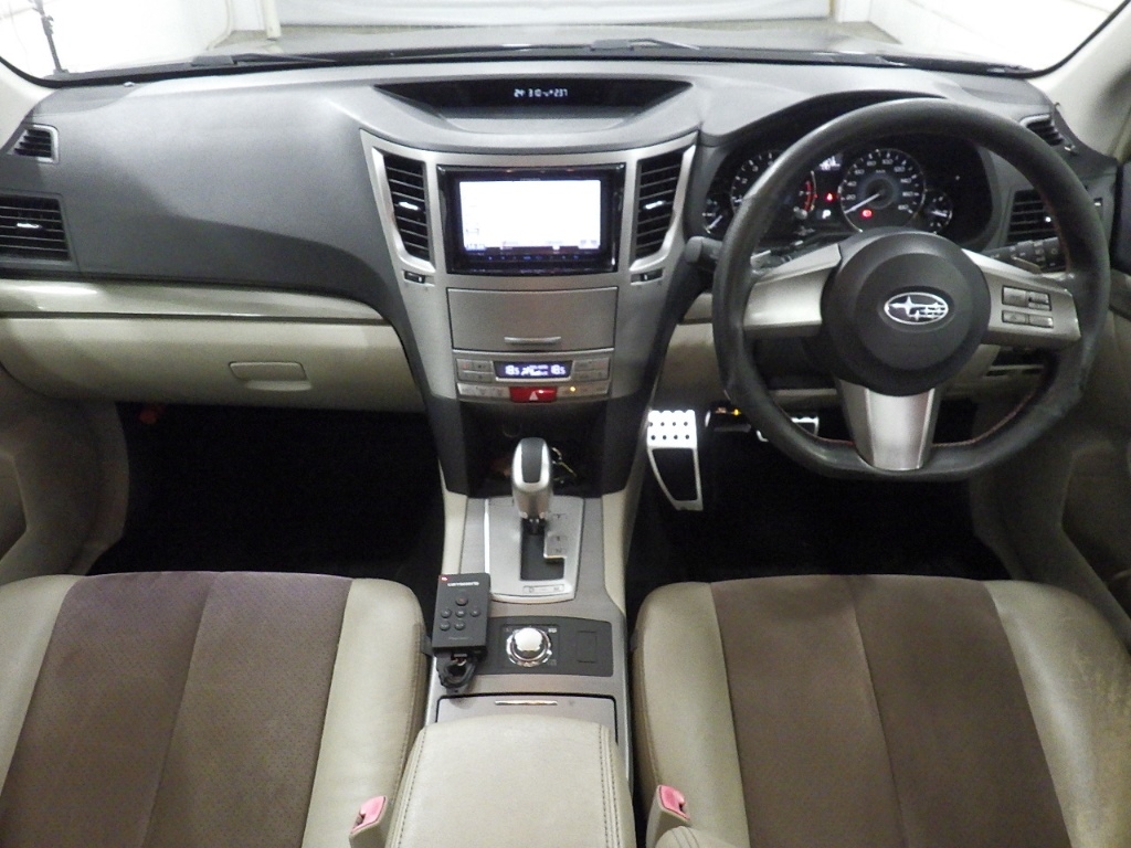 SUBARU OUTBACK