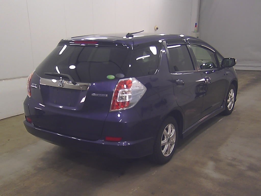 HONDA FIT SHUTTLE