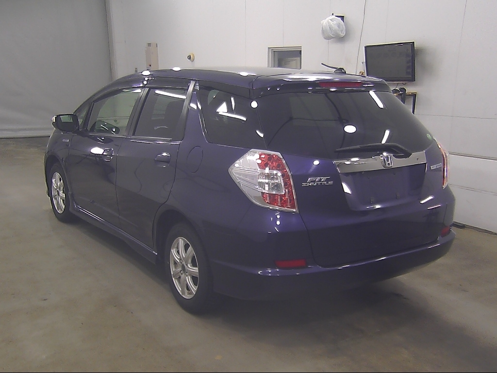 HONDA FIT SHUTTLE
