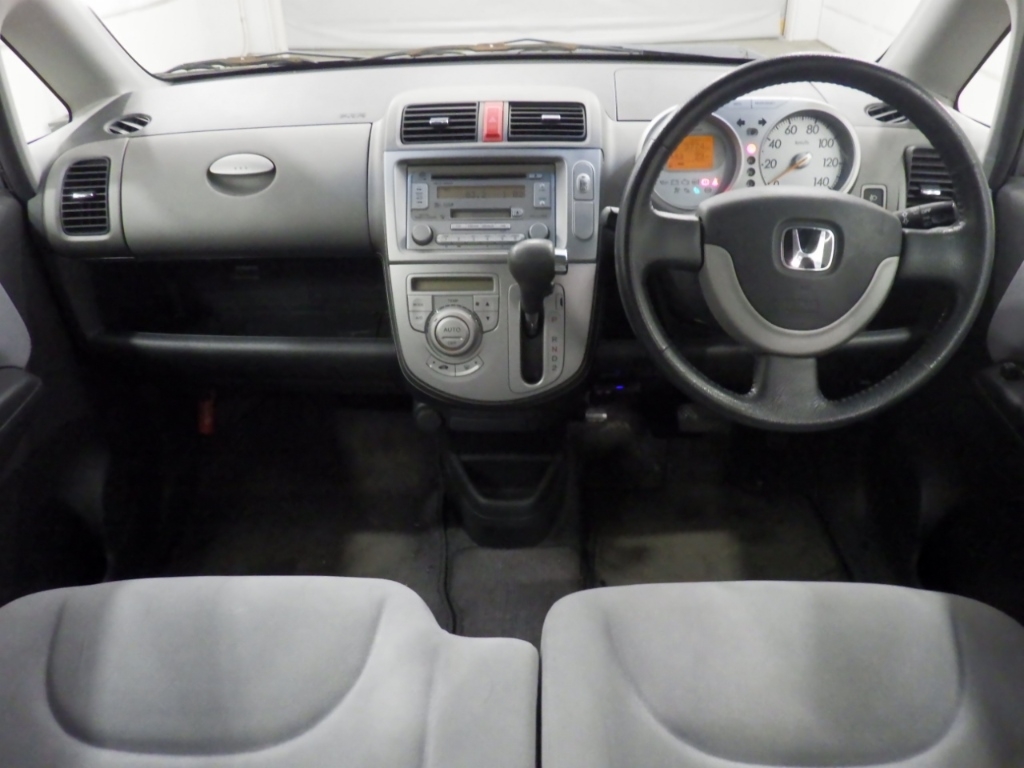 HONDA LIFE