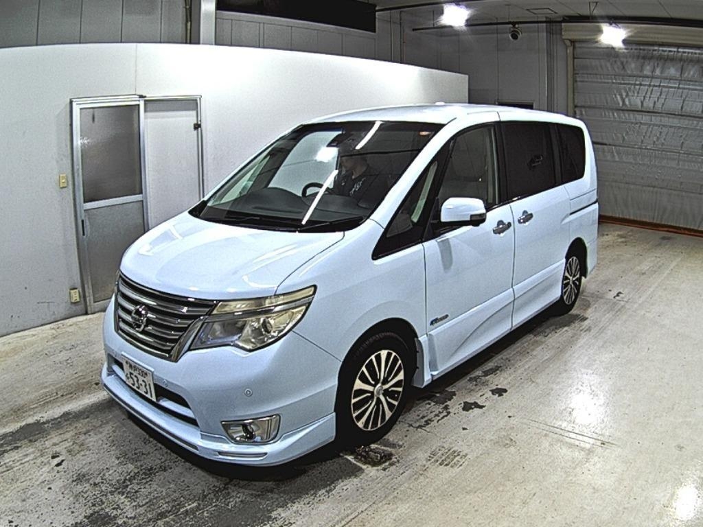 NISSAN SERENA