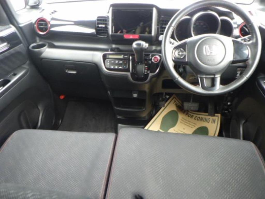 HONDA N-BOX