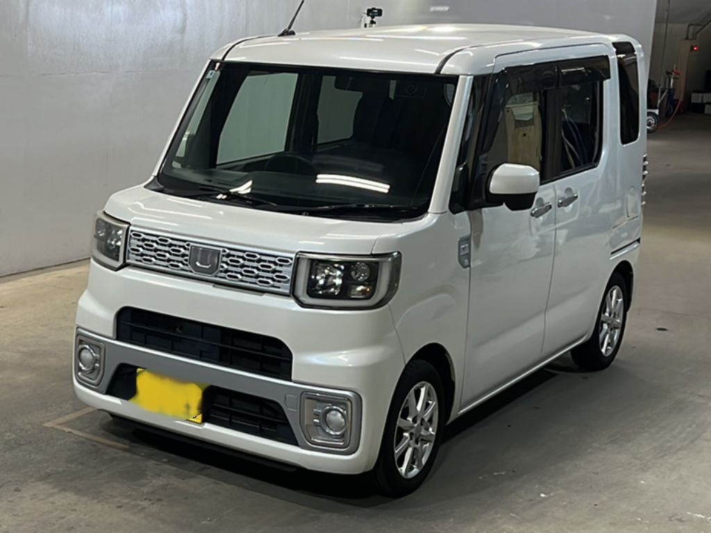 DAIHATSU WAKE