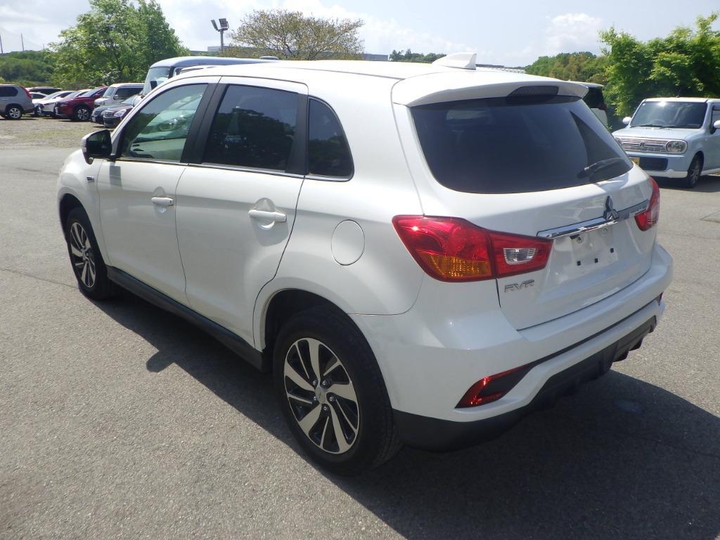 MITSUBISHI RVR