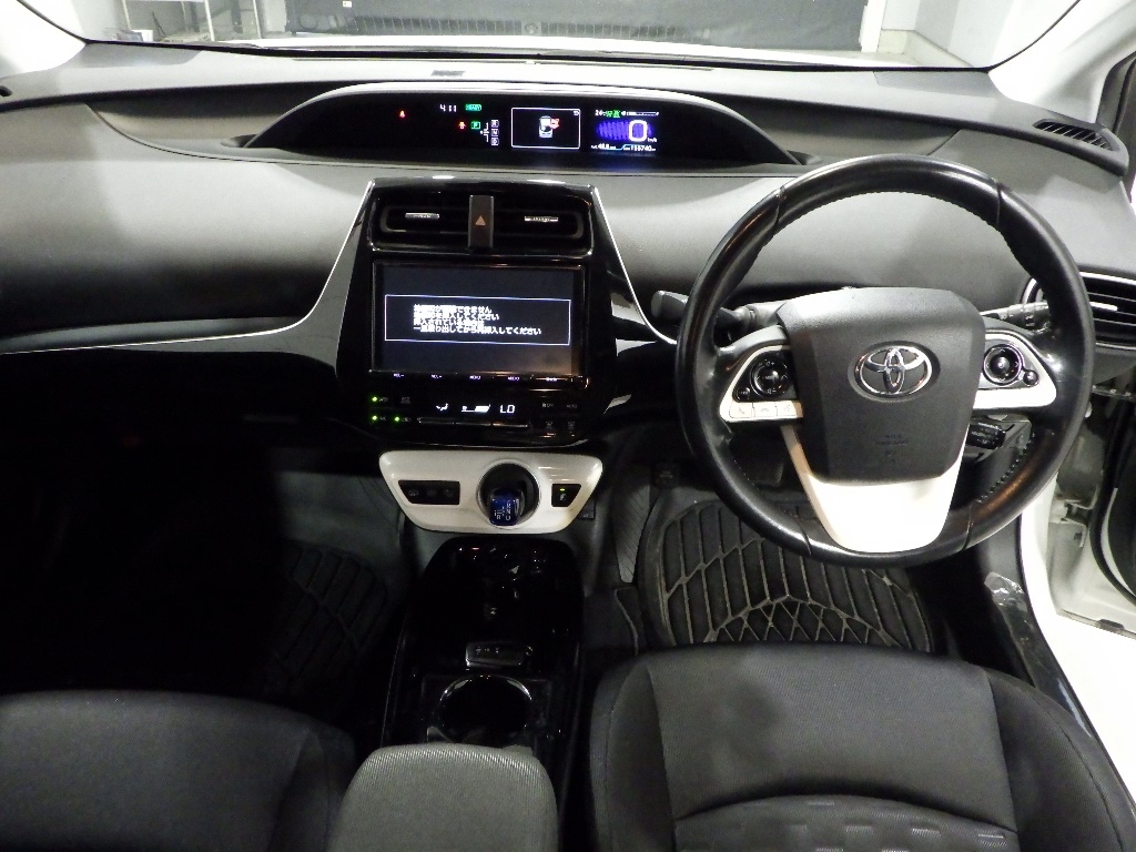 TOYOTA PRIUS PHV