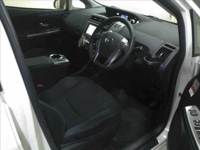 DAIHATSU MEBIUS