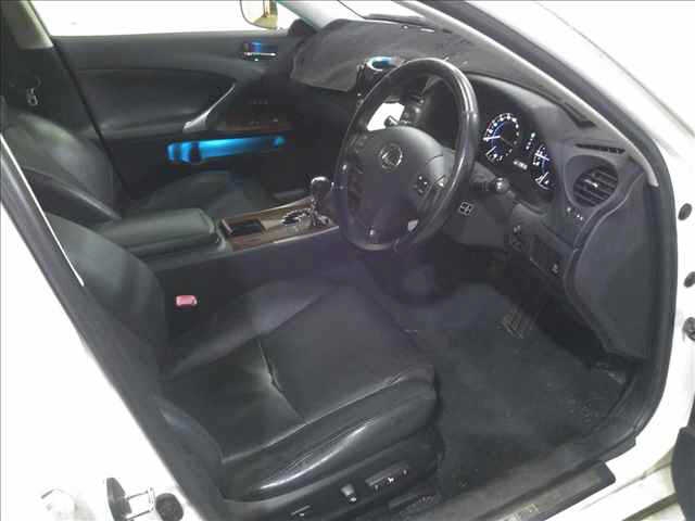 LEXUS IS250