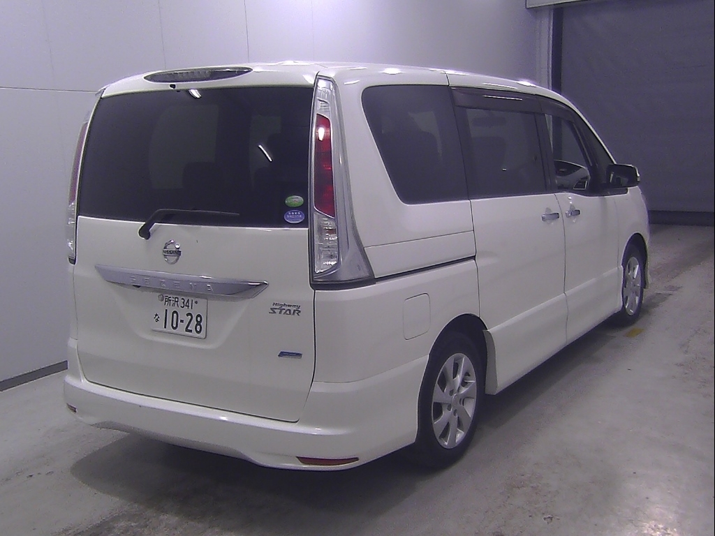 NISSAN SERENA