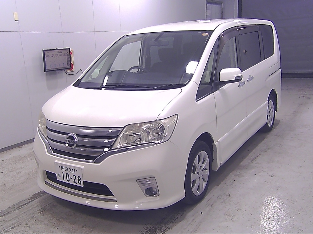 NISSAN SERENA
